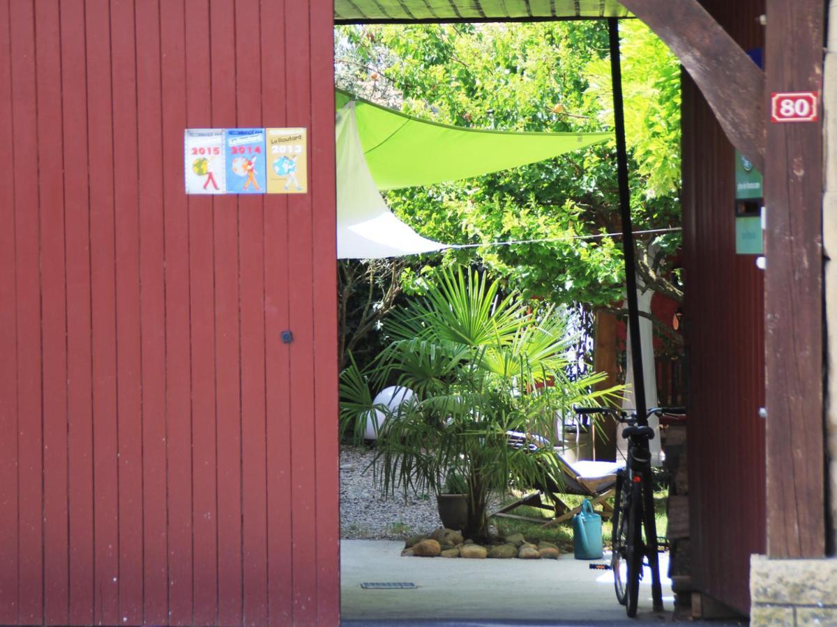 Les Pascals Bed & Breakfast Saint-Paul-les-Romans Bagian luar foto