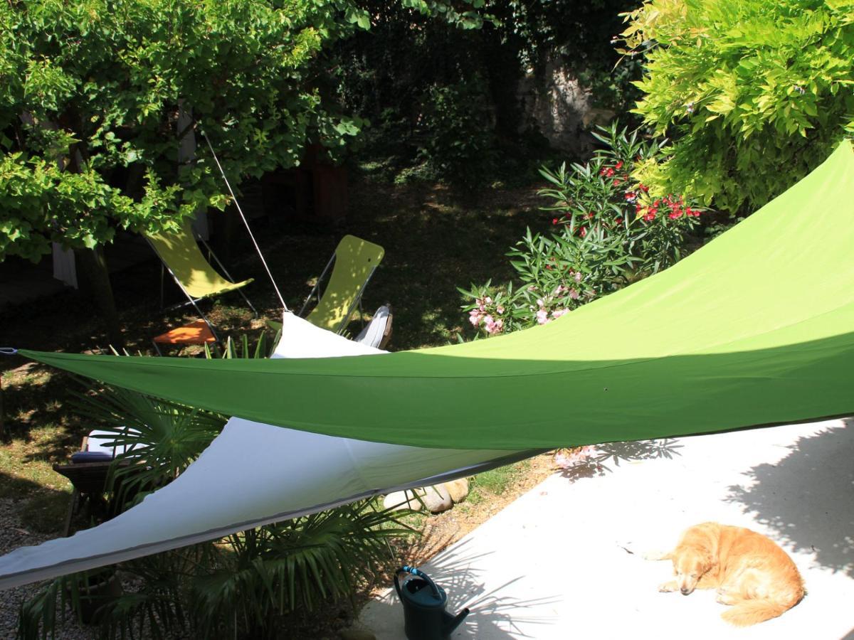 Les Pascals Bed & Breakfast Saint-Paul-les-Romans Bagian luar foto