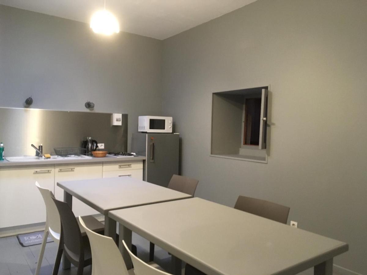 Les Pascals Bed & Breakfast Saint-Paul-les-Romans Bagian luar foto